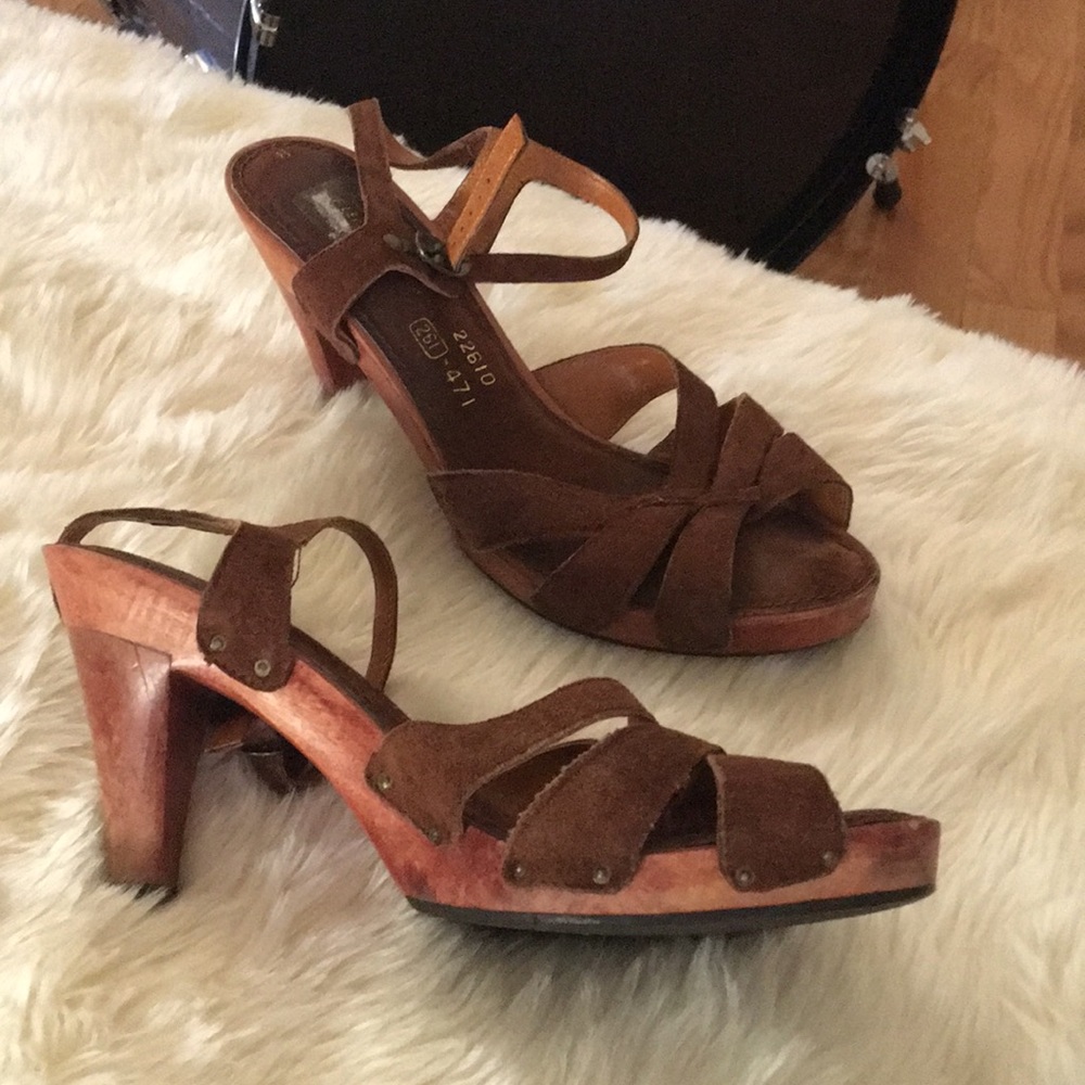Vintage Wooden Heel Platform Sandals 8